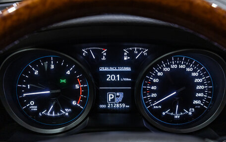 Toyota Land Cruiser 200, 2012 год, 3 399 000 рублей, 15 фотография