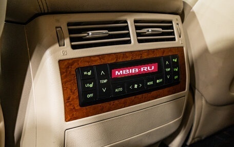 Toyota Land Cruiser 200, 2012 год, 3 399 000 рублей, 28 фотография