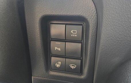 Toyota Land Cruiser Prado 150 рестайлинг, 2021 год, 7 100 000 рублей, 9 фотография