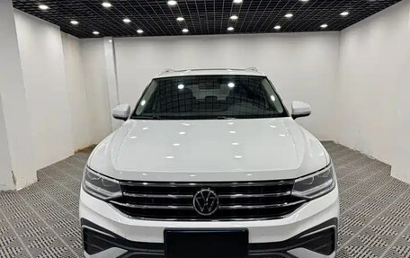 Volkswagen Tiguan II, 2023 год, 2 371 002 рублей, 3 фотография