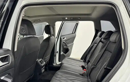Volkswagen Tiguan II, 2023 год, 2 371 002 рублей, 9 фотография