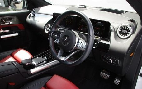 Mercedes-Benz GLA, 2022 год, 2 145 000 рублей, 12 фотография