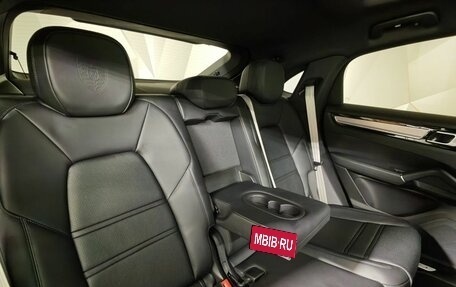 Porsche Cayenne III, 2022 год, 8 235 000 рублей, 16 фотография