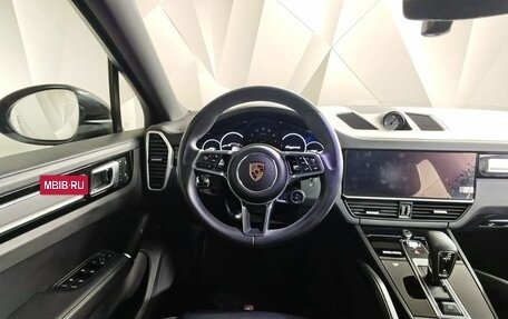 Porsche Cayenne III, 2022 год, 8 235 000 рублей, 19 фотография