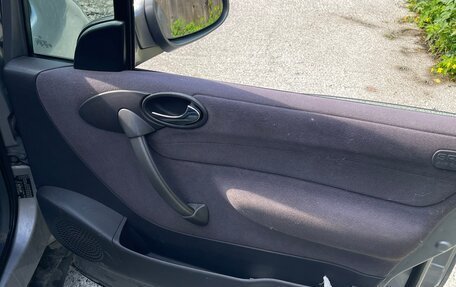 Mercedes-Benz A-Класс, 1999 год, 300 000 рублей, 12 фотография