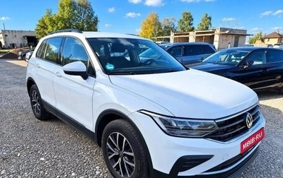 Volkswagen Tiguan II, 2022 год, 2 292 000 рублей, 1 фотография