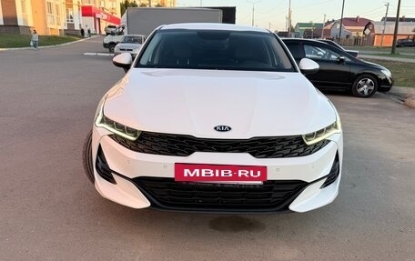 KIA K5, 2021 год, 2 330 000 рублей, 2 фотография