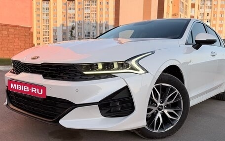 KIA K5, 2021 год, 2 330 000 рублей, 5 фотография