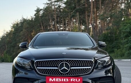 Mercedes-Benz E-Класс, 2019 год, 4 100 000 рублей, 7 фотография