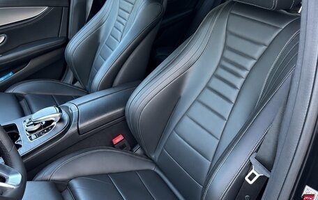 Mercedes-Benz E-Класс, 2019 год, 4 100 000 рублей, 19 фотография