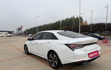 Hyundai Elantra, 2023 год, 1 300 000 рублей, 5 фотография