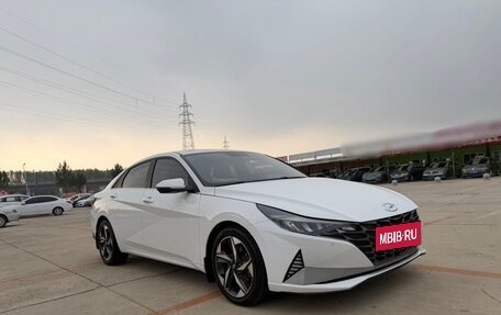Hyundai Elantra, 2023 год, 1 300 000 рублей, 2 фотография