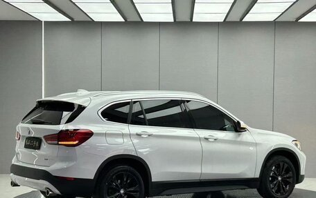 BMW X1, 2022 год, 2 050 000 рублей, 5 фотография