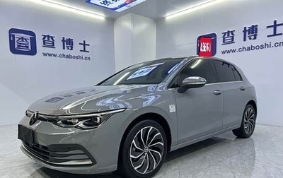 Volkswagen Golf VIII, 2023 год, 1 900 000 рублей, 1 фотография