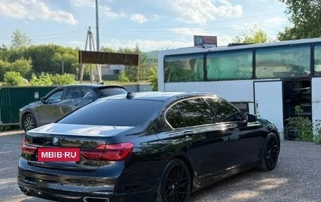 BMW 7 серия, 2017 год, 3 300 000 рублей, 8 фотография