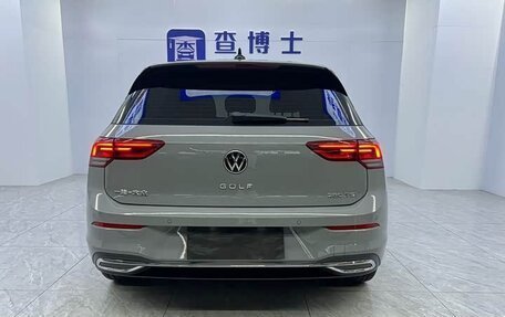 Volkswagen Golf VIII, 2023 год, 1 900 000 рублей, 5 фотография