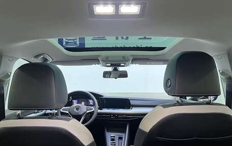 Volkswagen Golf VIII, 2023 год, 1 900 000 рублей, 14 фотография