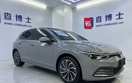 Volkswagen Golf VIII, 2023 год, 1 900 000 рублей, 3 фотография