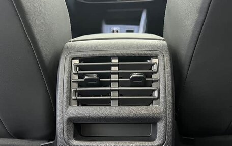 Volkswagen Golf VIII, 2023 год, 1 900 000 рублей, 21 фотография