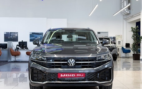 Volkswagen Touareg III, 2025 год, 8 470 000 рублей, 2 фотография