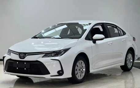 Toyota Corolla, 2023 год, 1 210 000 рублей, 1 фотография