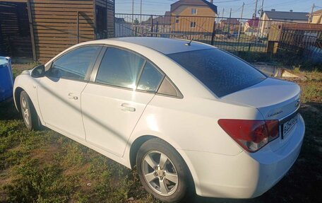 Chevrolet Cruze II, 2011 год, 515 000 рублей, 4 фотография