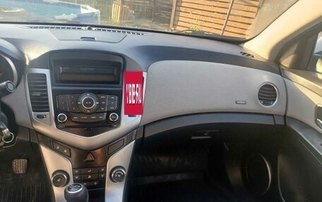 Chevrolet Cruze II, 2011 год, 515 000 рублей, 9 фотография