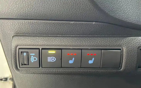 Toyota Corolla, 2023 год, 1 210 000 рублей, 10 фотография