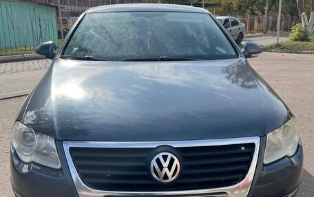 Volkswagen Passat B6, 2008 год, 650 000 рублей, 1 фотография