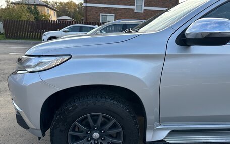 Mitsubishi Pajero Sport III рестайлинг, 2018 год, 2 750 000 рублей, 4 фотография