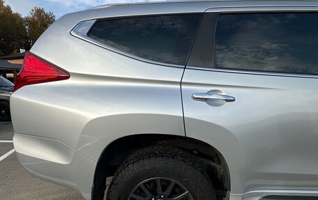 Mitsubishi Pajero Sport III рестайлинг, 2018 год, 2 750 000 рублей, 8 фотография