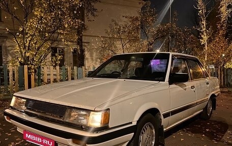 Toyota Vista, 1987 год, 360 000 рублей, 2 фотография