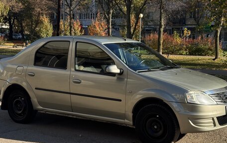 Renault Logan I, 2013 год, 390 000 рублей, 8 фотография