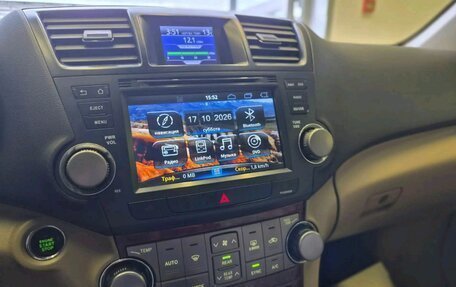 Toyota Highlander III, 2012 год, 1 990 000 рублей, 8 фотография