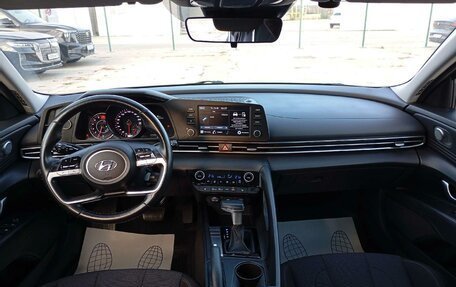 Hyundai Elantra, 2022 год, 1 739 100 рублей, 5 фотография