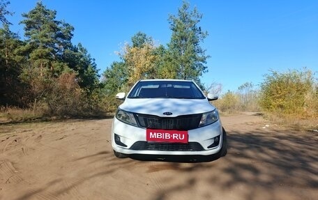 KIA Rio III рестайлинг, 2014 год, 725 000 рублей, 2 фотография