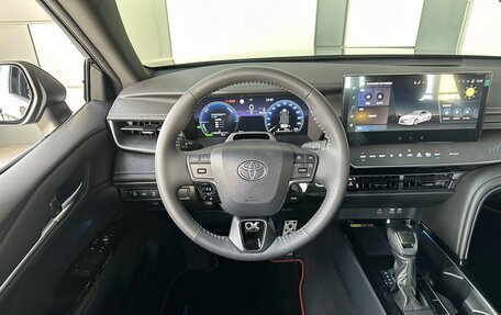 Toyota Camry, 2026 год, 4 250 000 рублей, 9 фотография