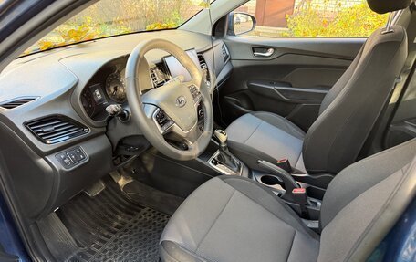 Hyundai Solaris II рестайлинг, 2022 год, 2 000 000 рублей, 8 фотография