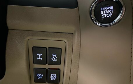 Lexus LX III, 2011 год, 3 570 000 рублей, 17 фотография