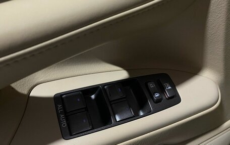 Lexus LX III, 2011 год, 3 570 000 рублей, 22 фотография