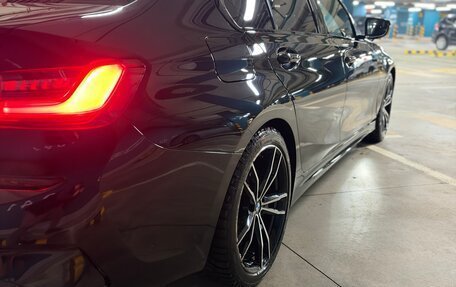 BMW 3 серия, 2019 год, 3 700 000 рублей, 13 фотография