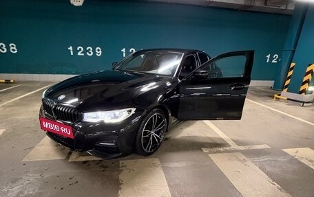 BMW 3 серия, 2019 год, 3 700 000 рублей, 10 фотография