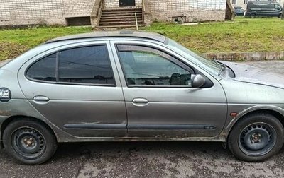 Renault Megane III рестайлинг, 2002 год, 120 000 рублей, 1 фотография