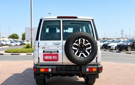 Toyota Land Cruiser 70, 2026 год, 12 503 000 рублей, 4 фотография