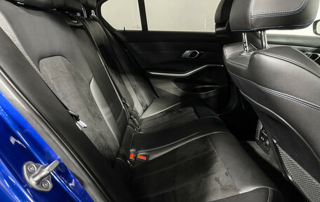 BMW 3 серия, 2019 год, 3 598 000 рублей, 14 фотография