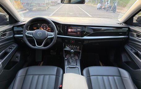 Volkswagen Passat B8 рестайлинг, 2022 год, 2 163 000 рублей, 8 фотография
