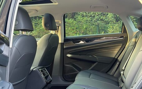 Volkswagen Passat B8 рестайлинг, 2022 год, 2 163 000 рублей, 11 фотография