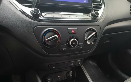 Hyundai Solaris II рестайлинг, 2021 год, 1 690 000 рублей, 15 фотография
