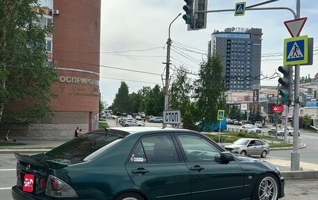 Lexus IS II рестайлинг 2, 2000 год, 780 000 рублей, 1 фотография