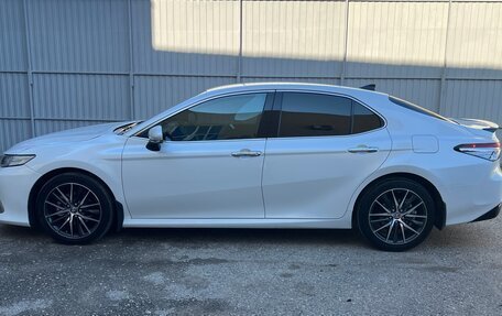 Toyota Camry, 2021 год, 2 290 000 рублей, 7 фотография